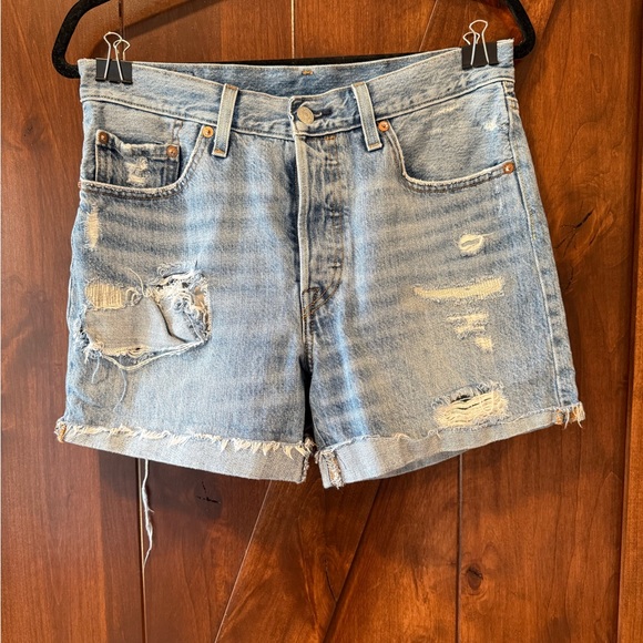 Levi's Pants - Levi's Classic Light Blue Ripped Jean Shorts